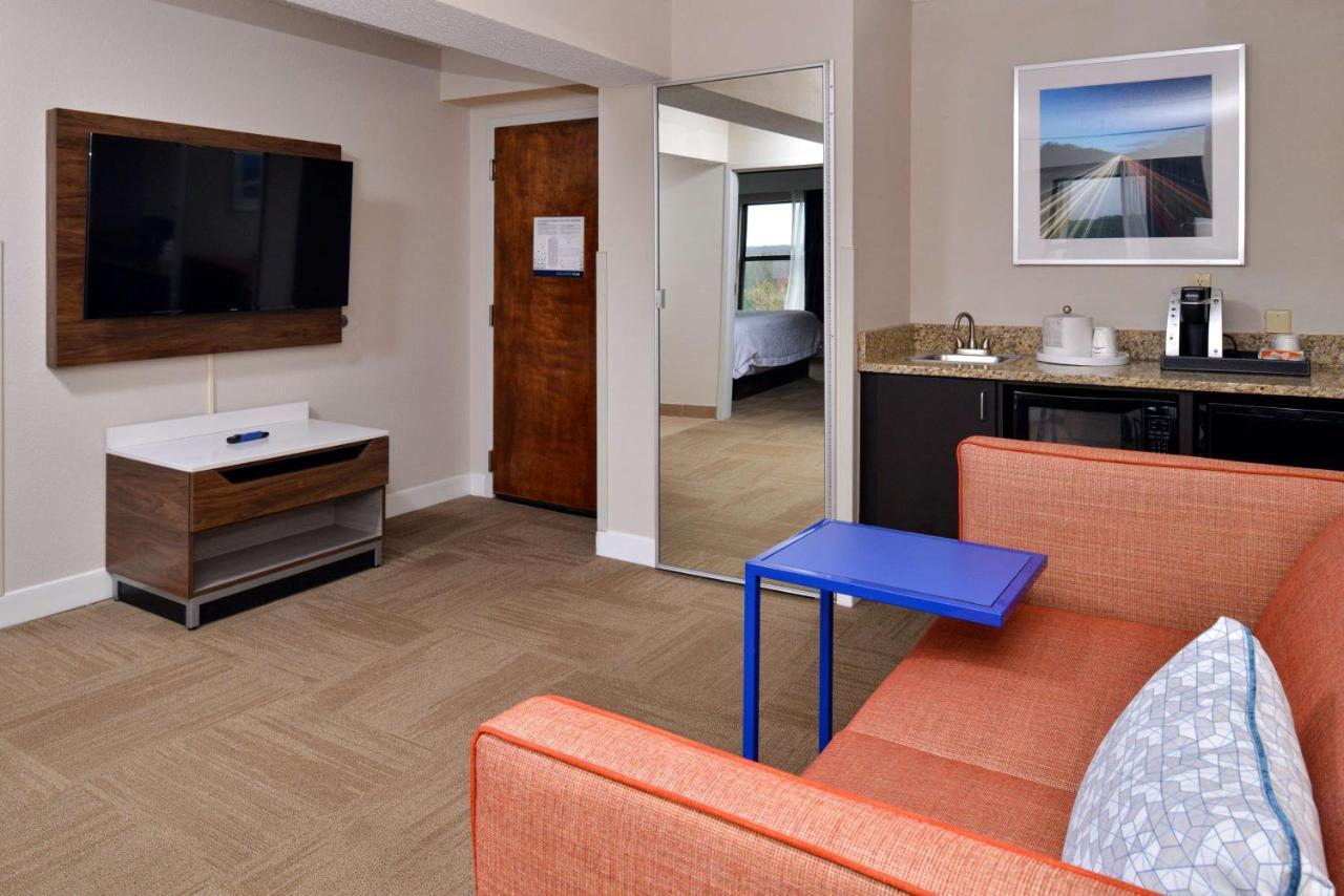 Hampton Inn הנדרסון מראה חיצוני תמונה